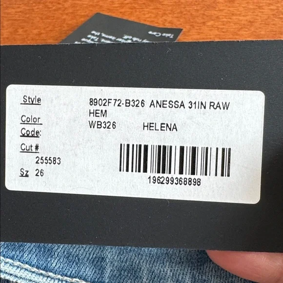 PAIGE “Anessa” Flare Jeans - new w/ tags 🏷️ - Picture 7 of 7